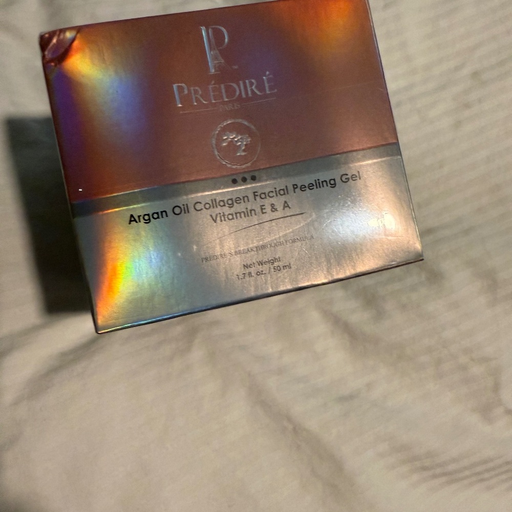 NEW Prédiré Paris 1.7oz Argan Oil Collagen Facial Peeling Gel Vitamin A & E